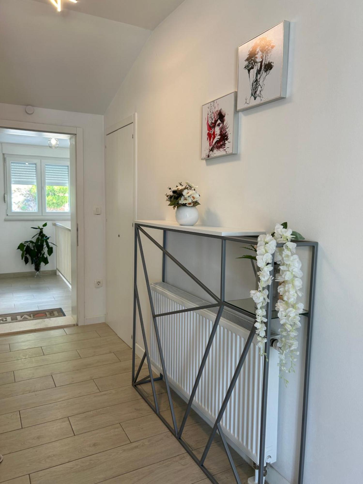 Apartman Mili Baška Voda Esterno foto